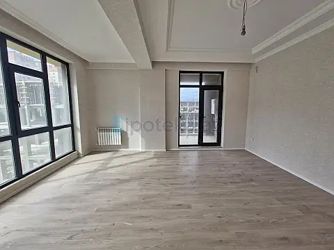 Satılır 2 otaqlı yeni tikili 94 m²