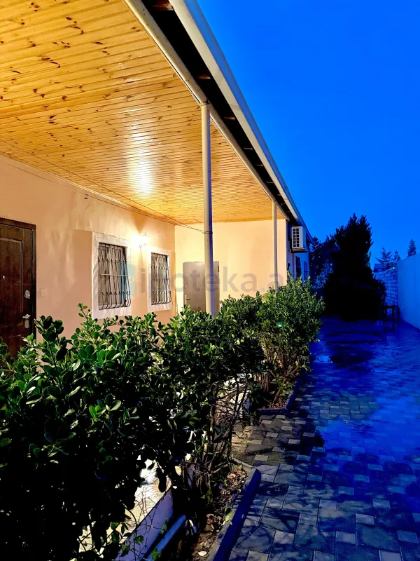 Satılır 4 otaqlı həyət evi 100 m²