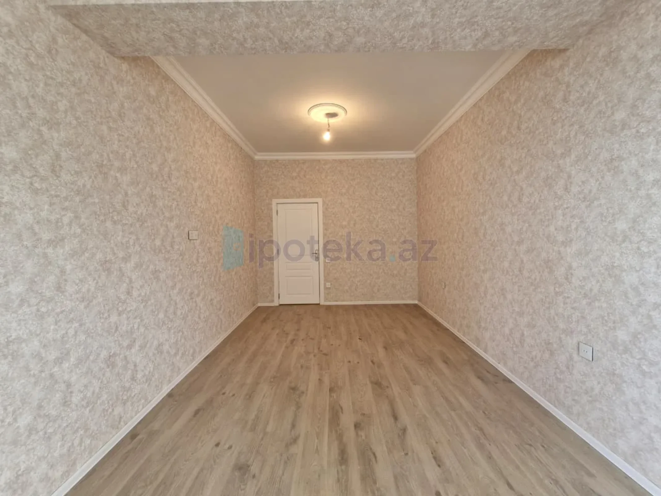 Satılır 2 otaqlı yeni tikili 94 m²