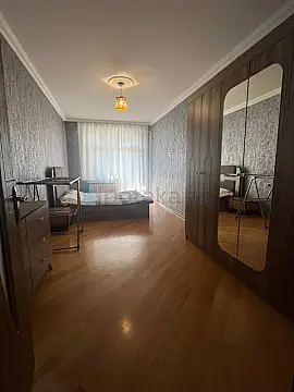 Satılır 3 otaqlı yeni tikili 130 m²