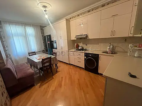 Satılır 3 otaqlı yeni tikili 130 m²