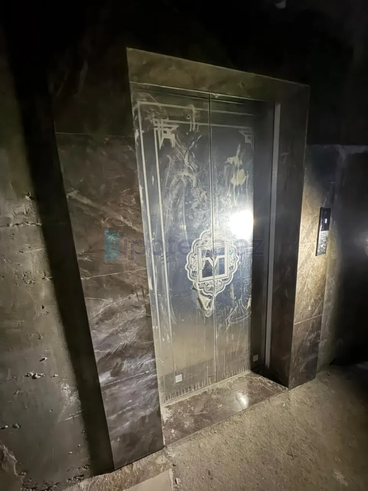 Satılır 2 otaqlı yeni tikili 65 m²