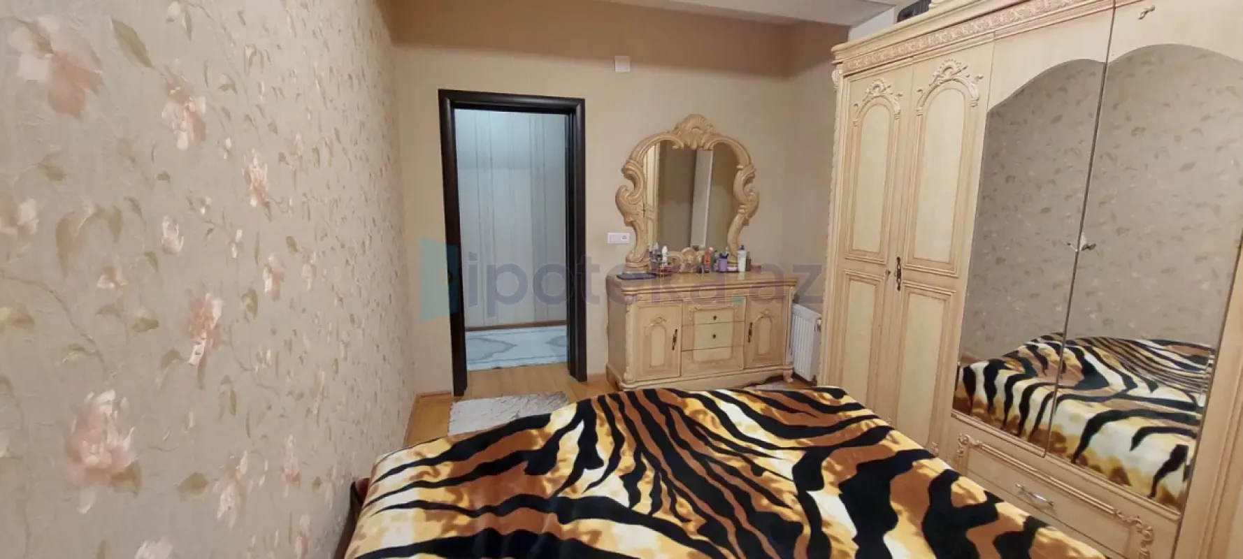 Satılır 3 otaqlı yeni tikili 85 m²