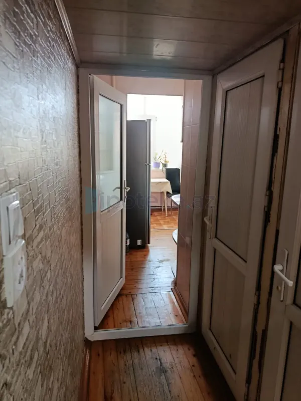 Satılır 3 otaqlı köhnə tikili 72 m²