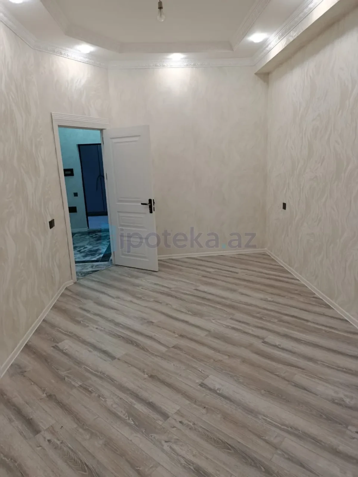 Satılır 2 otaqlı yeni tikili 58 m²
