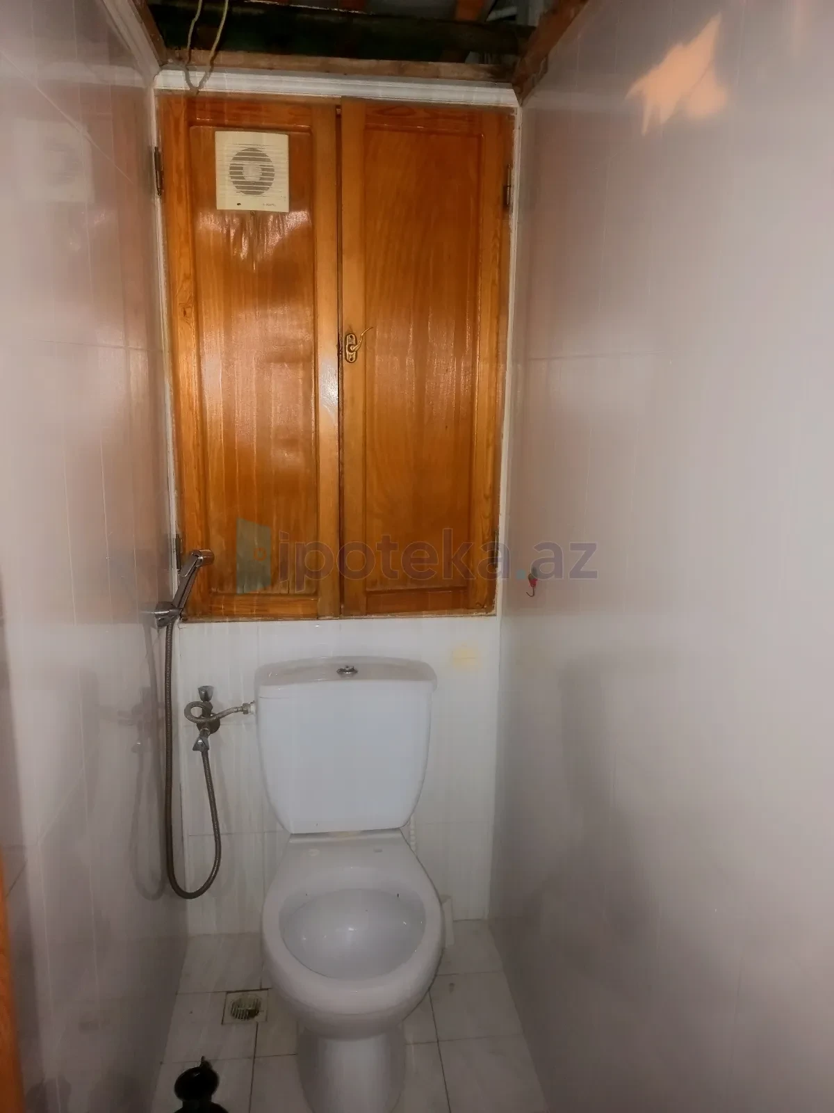 Satılır 2 otaqlı köhnə tikili 60 m²