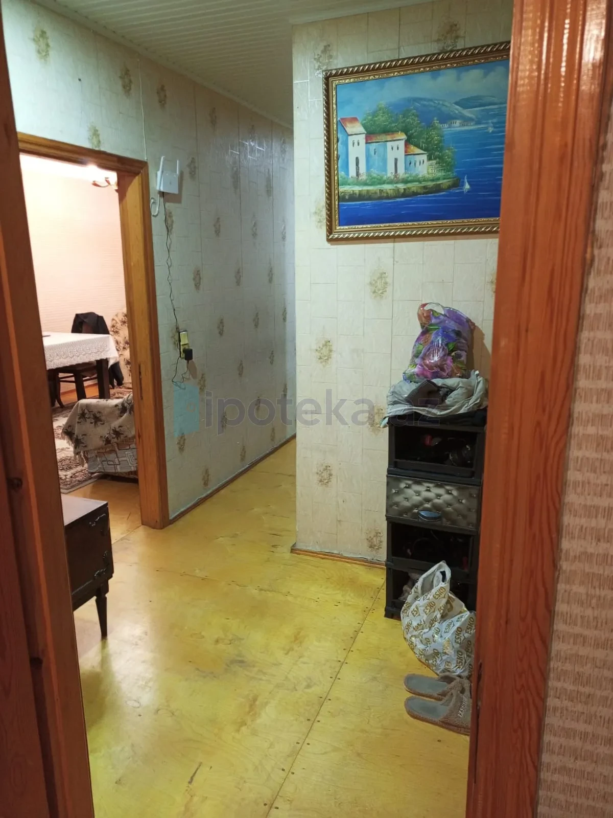 Satılır 2 otaqlı köhnə tikili 60 m²