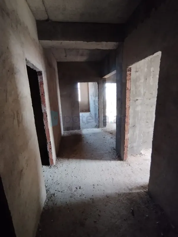 Satılır 3 otaqlı yeni tikili 105 m²