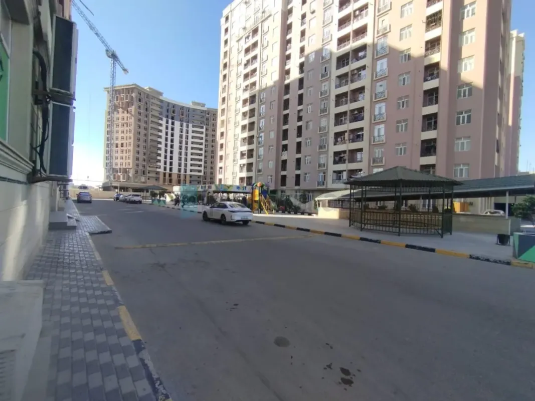 Satılır 3 otaqlı yeni tikili 105 m²