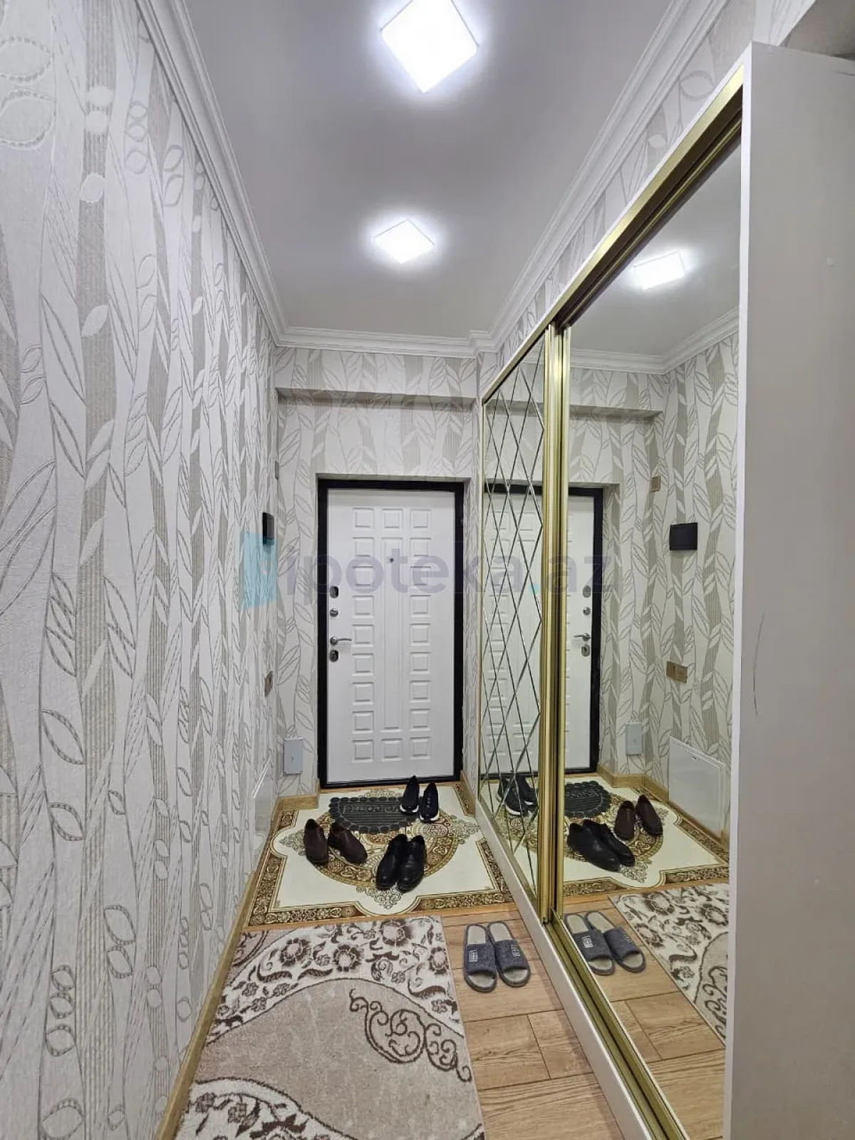 Satılır 2 otaqlı yeni tikili 57 m²