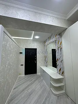 Satılır 3 otaqlı yeni tikili 85 m²