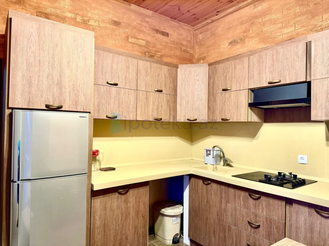 Satılır 4 otaqlı həyət evi 100 m²