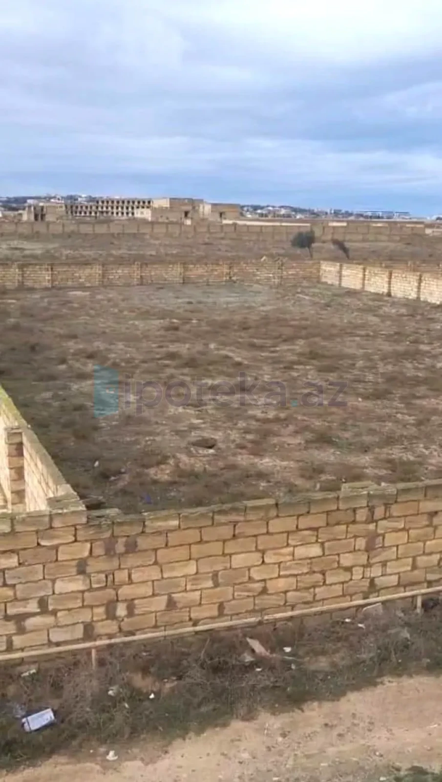 Satılır torpaq sahəsi 12 m²