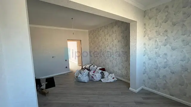 Satılır 5 otaqlı köhnə tikili 103 m²