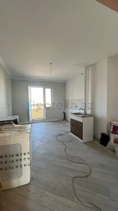 Satılır 5 otaqlı köhnə tikili 103 m²