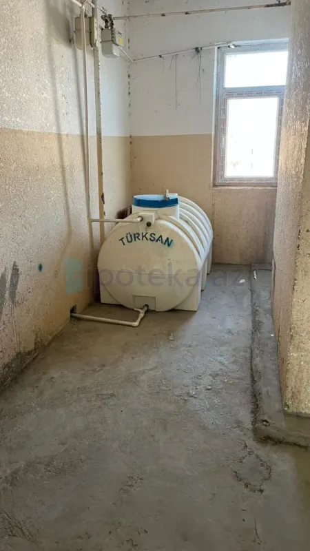 Satılır 5 otaqlı köhnə tikili 103 m²