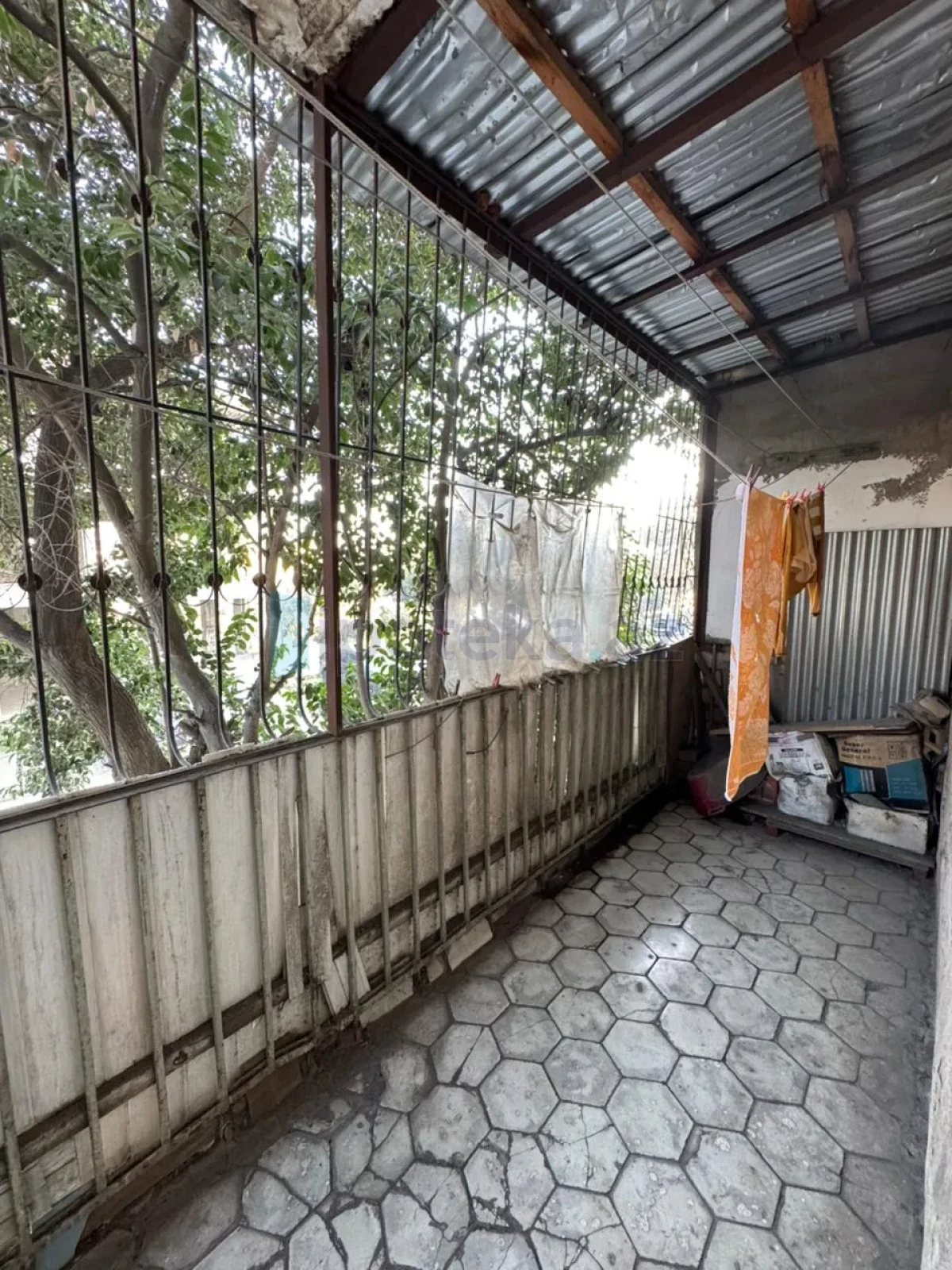 Satılır 3 otaqlı köhnə tikili 80 m²
