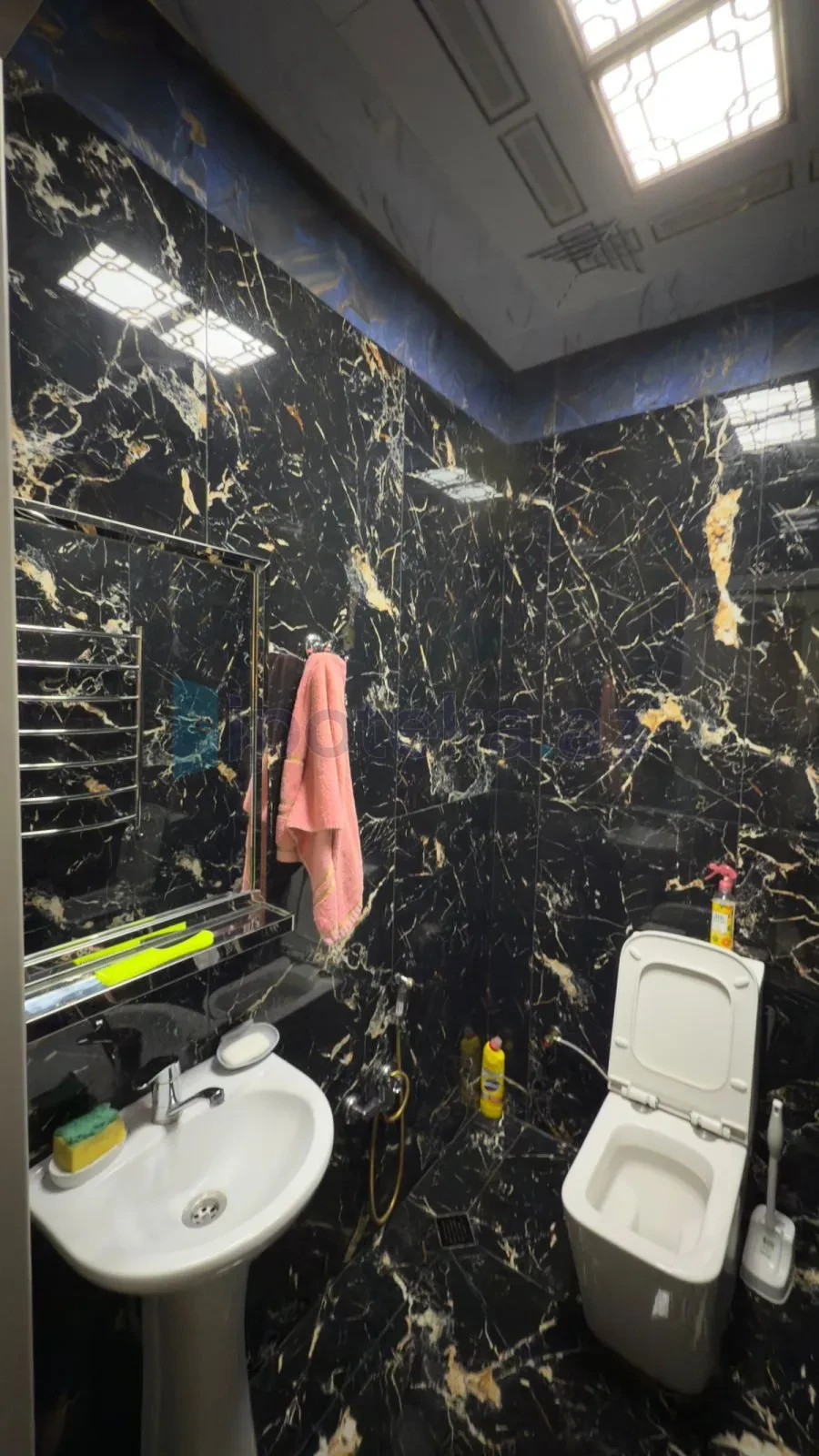 Satılır 3 otaqlı yeni tikili 132 m²