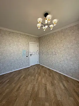 Satılır 2 otaqlı köhnə tikili 50 m²