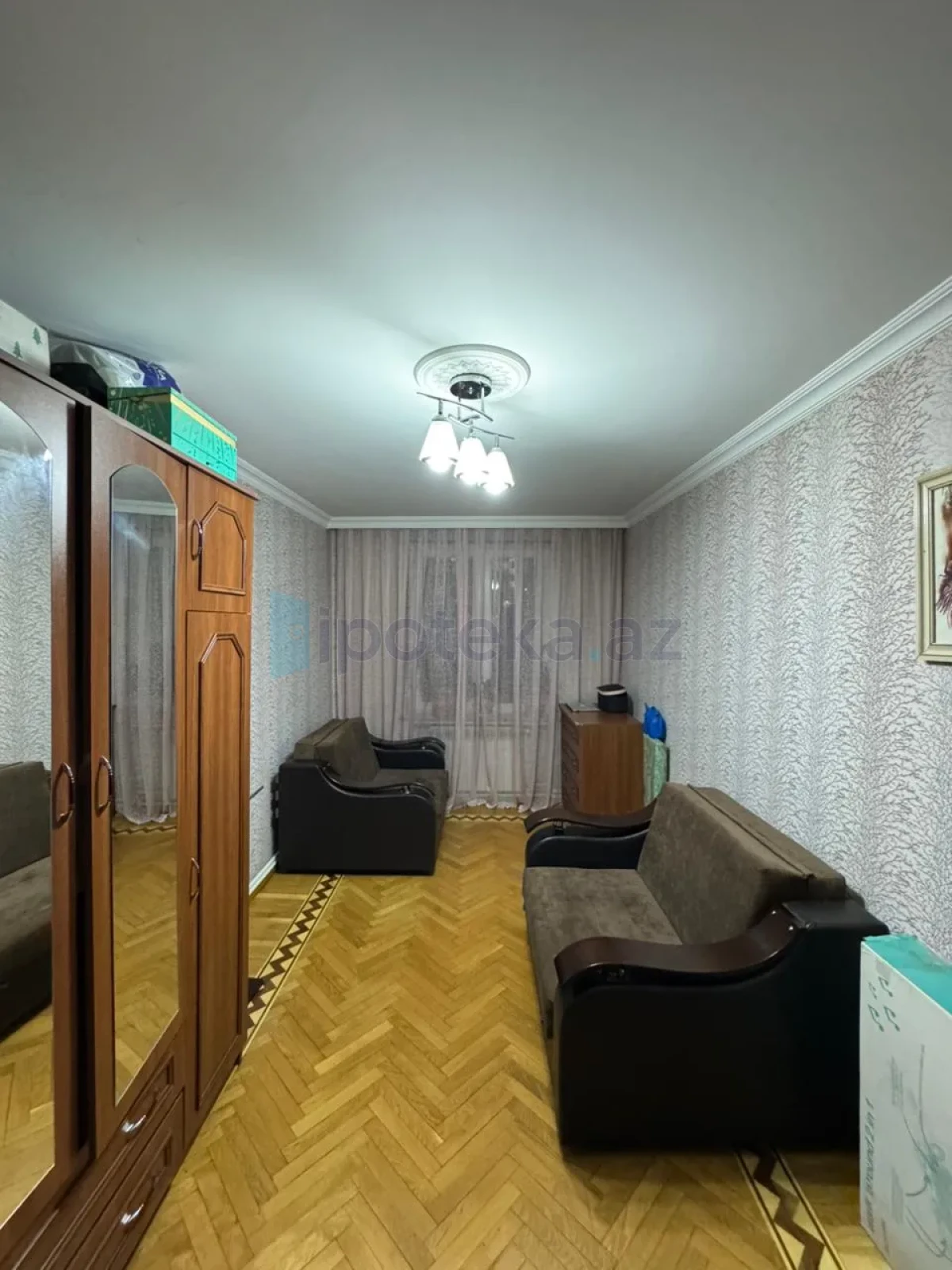 Satılır 3 otaqlı köhnə tikili 75 m²