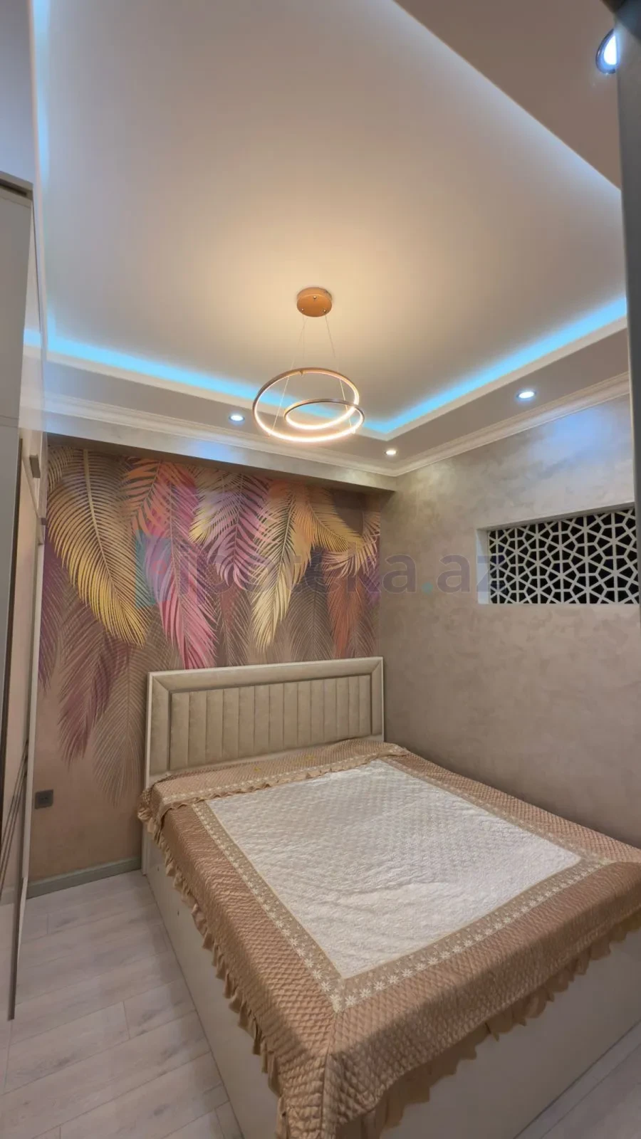 Satılır 3 otaqlı yeni tikili 132 m²