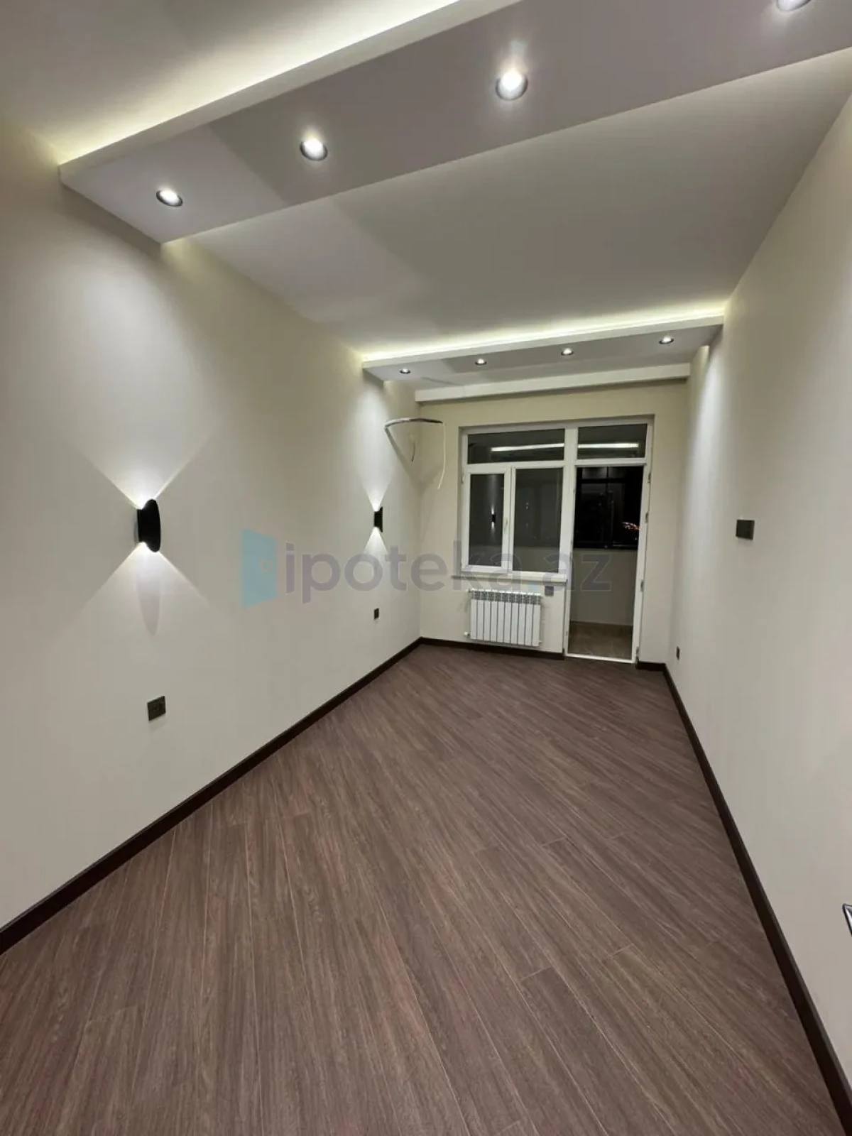 Satılır 3 otaqlı yeni tikili 135 m²