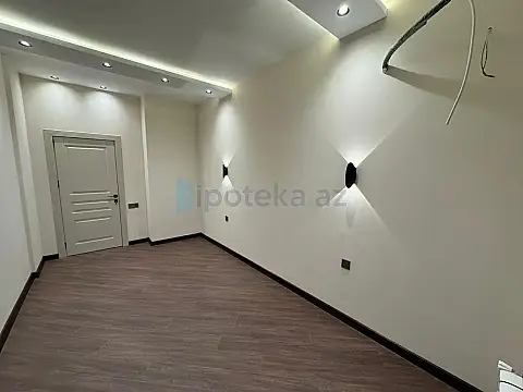 Satılır 3 otaqlı yeni tikili 135 m²