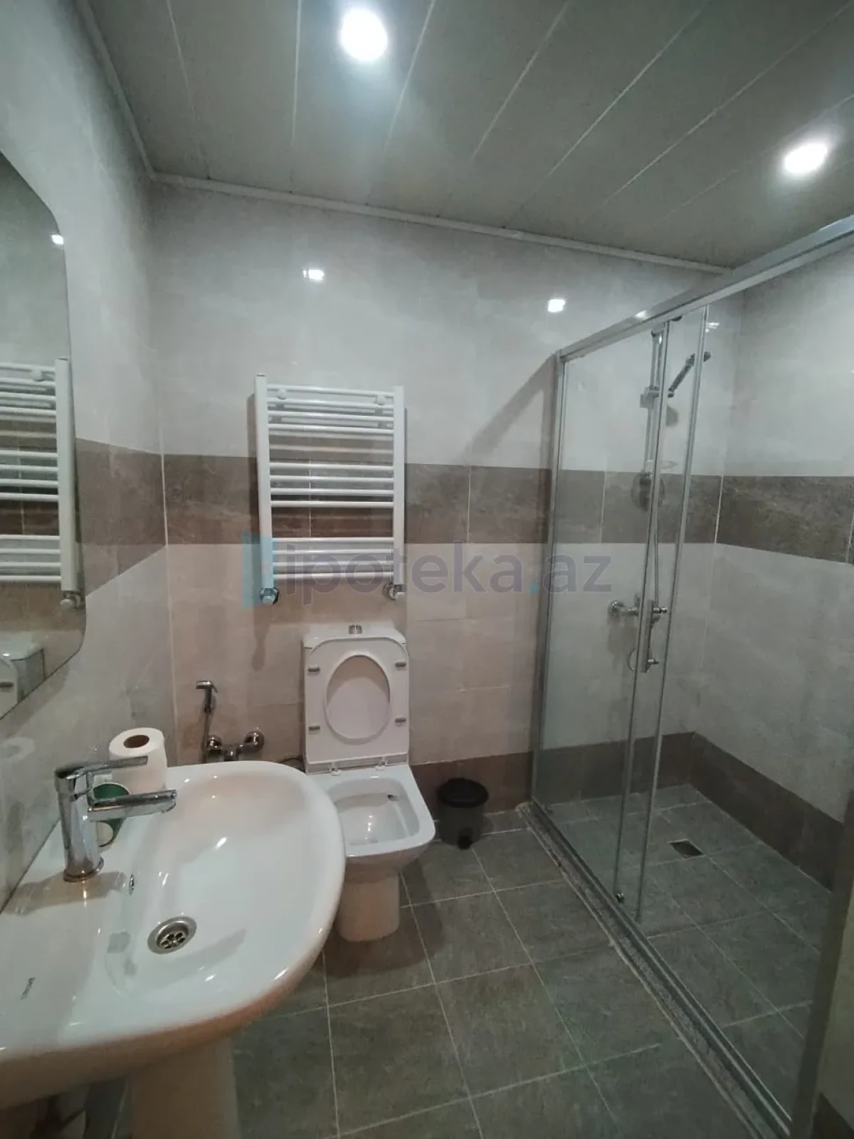 Satılır 1 otaqlı yeni tikili 44 m²
