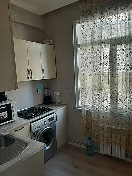 Satılır 2 otaqlı yeni tikili 74 m²
