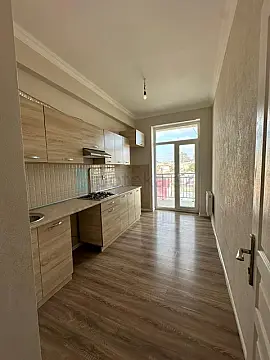 Satılır 3 otaqlı yeni tikili 85 m²