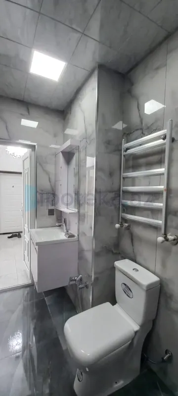 Satılır 2 otaqlı yeni tikili 47 m²