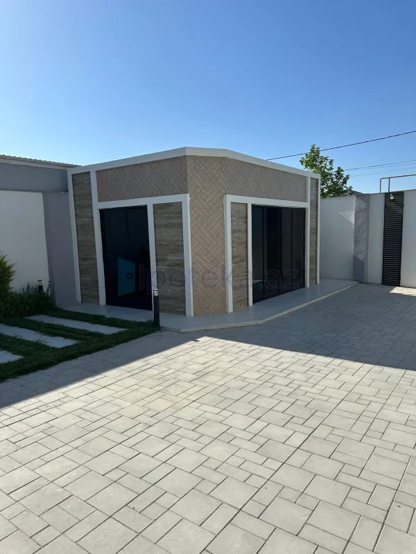 Satılır 5 otaqlı həyət evi 220 m²