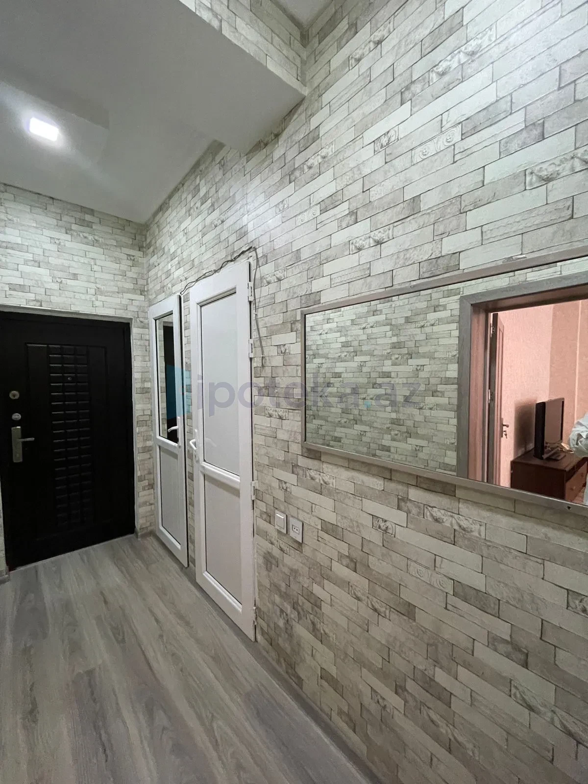 Satılır 2 otaqlı yeni tikili 50 m²