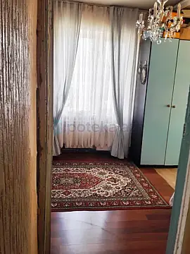 Satılır 3 otaqlı köhnə tikili 90 m²