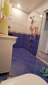 Satılır 3 otaqlı köhnə tikili 90 m²