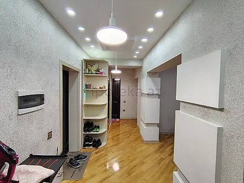 Satılır 3 otaqlı yeni tikili 105 m²
