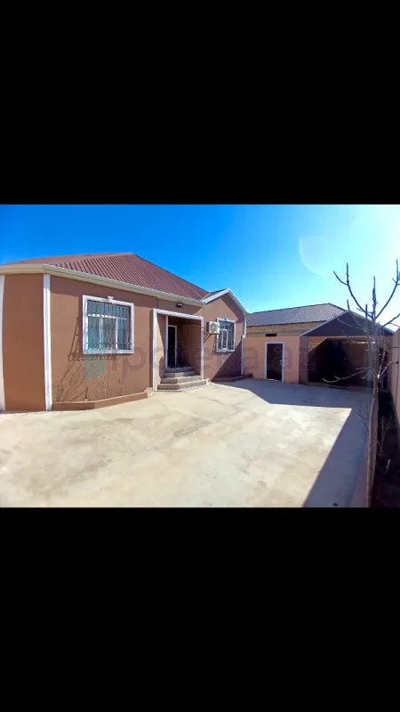 Satılır 4 otaqlı həyət evi 120 m²