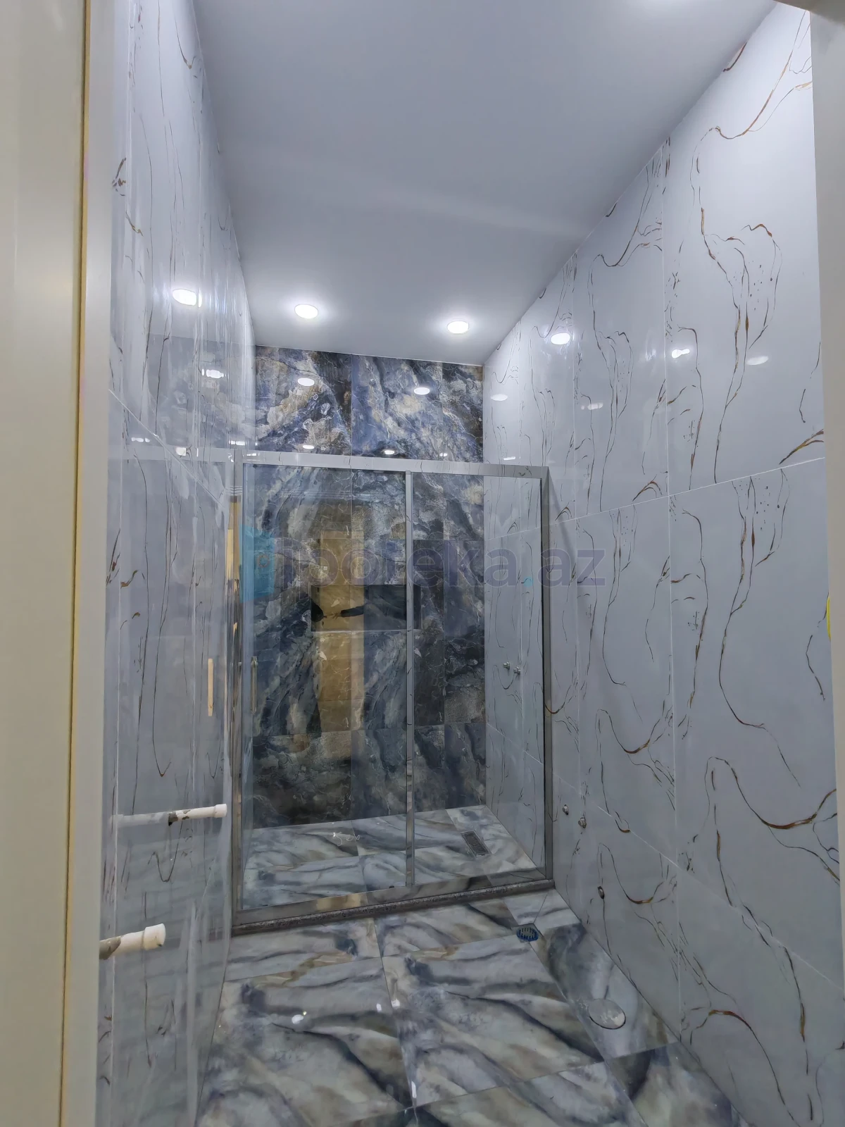 Satılır 6 otaqlı həyət evi 200 m²