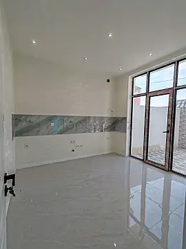 Satılır 6 otaqlı həyət evi 200 m²