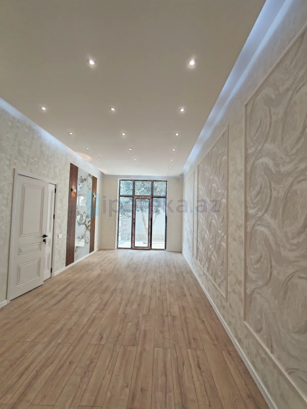 Satılır 6 otaqlı həyət evi 200 m²