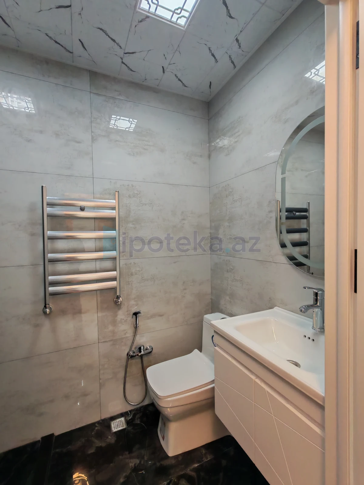 Satılır 2 otaqlı yeni tikili 65 m²