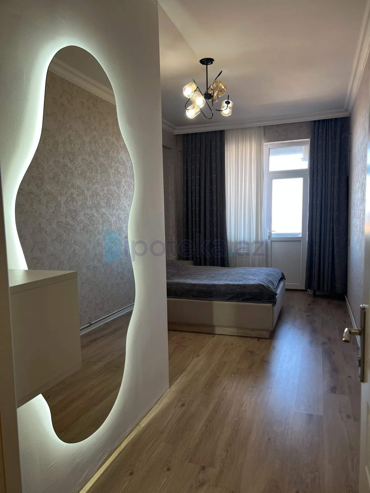 Satılır 2 otaqlı yeni tikili 81 m²