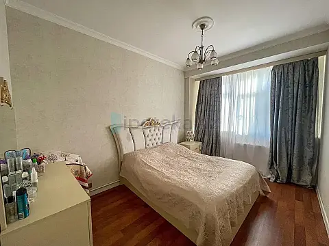 Satılır 3 otaqlı yeni tikili 81 m²