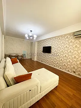 Satılır 3 otaqlı yeni tikili 81 m²