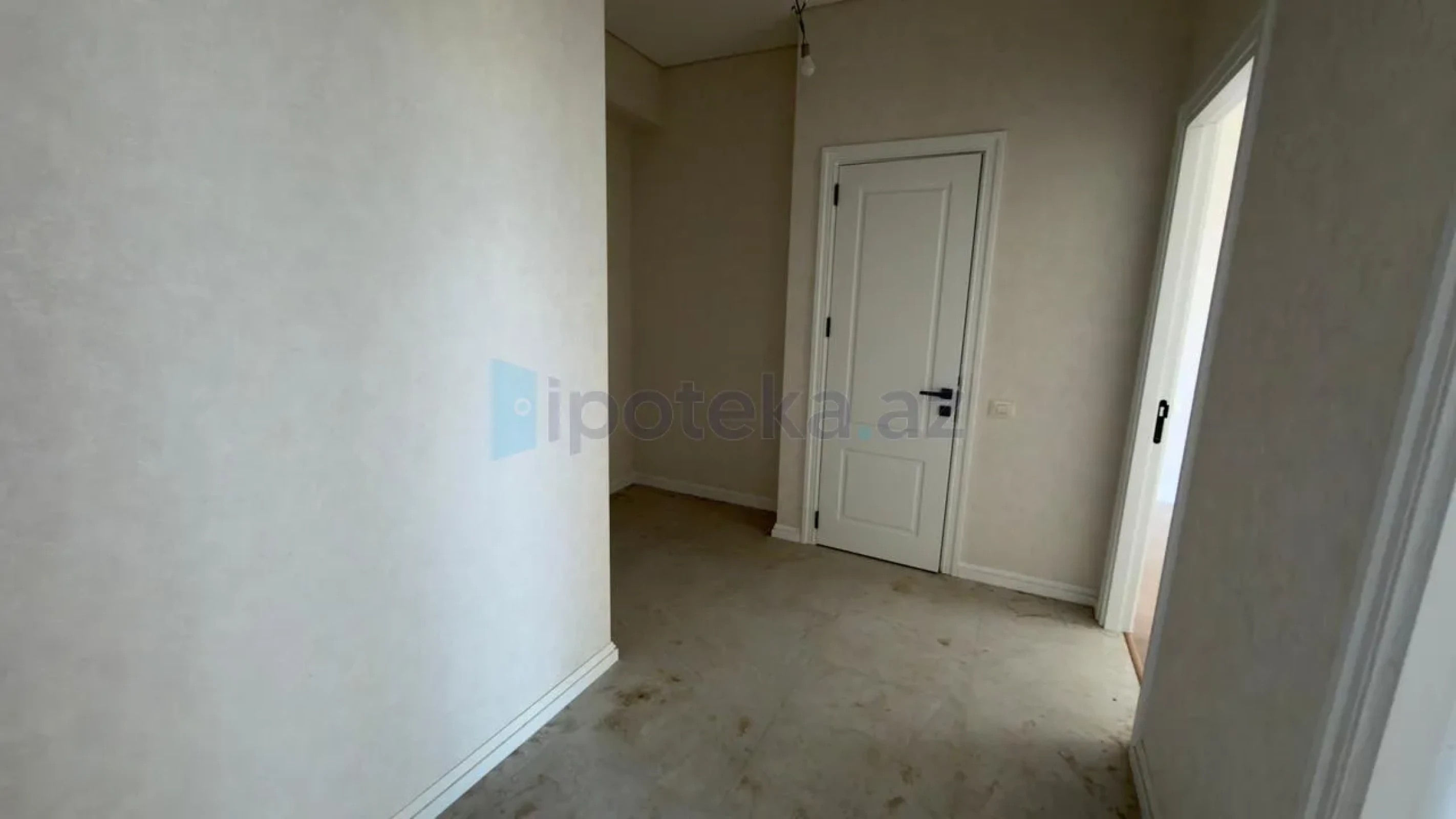 Satılır 2 otaqlı yeni tikili 64 m²