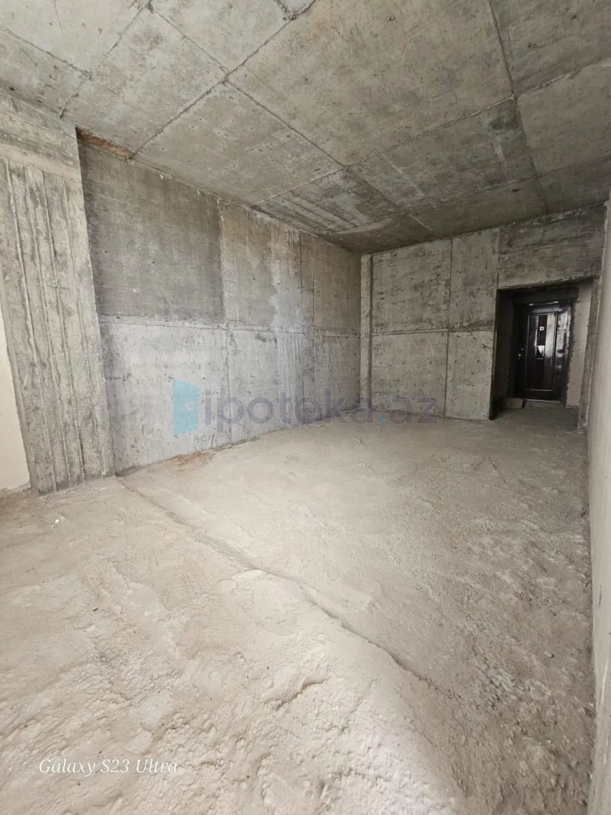 Satılır 2 otaqlı yeni tikili 84 m²