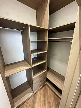 Satılır 5 otaqlı həyət evi 220 m²