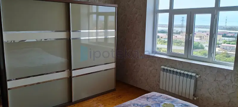 Satılır 2 otaqlı köhnə tikili 89 m²