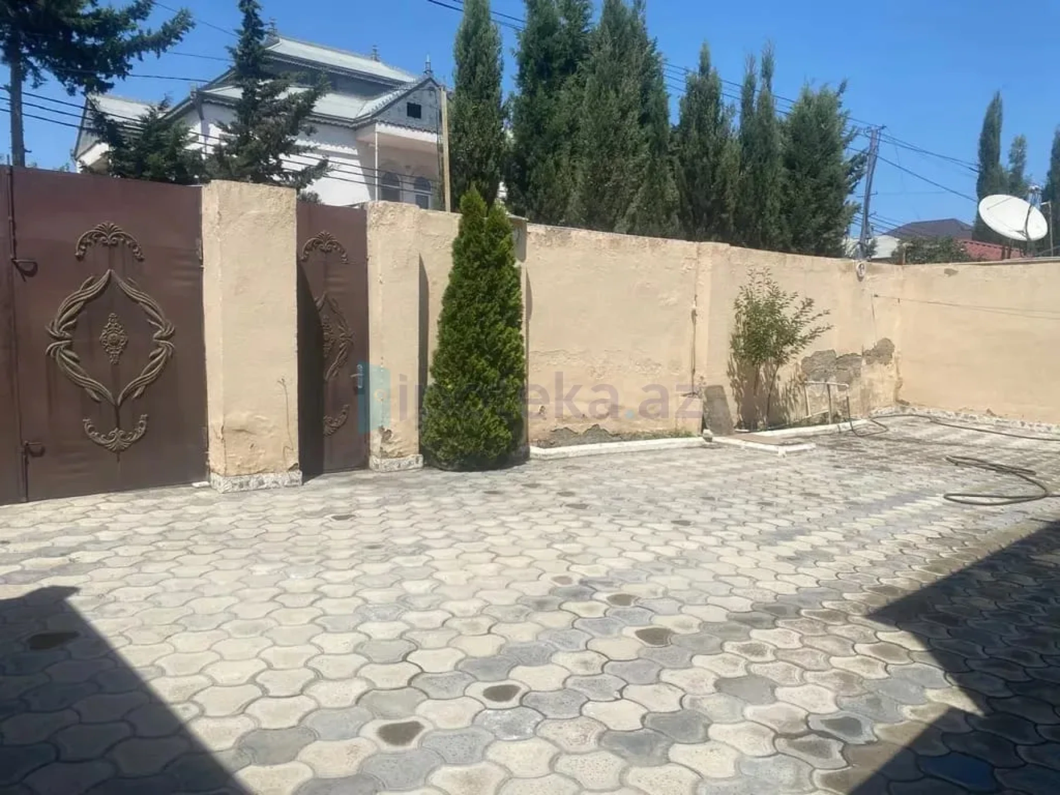 Satılır 7 otaqlı həyət evi 250 m²