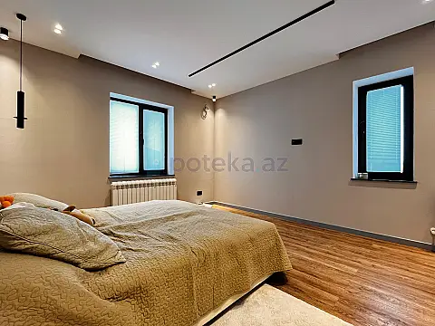 Satılır 4 otaqlı həyət evi 210 m²